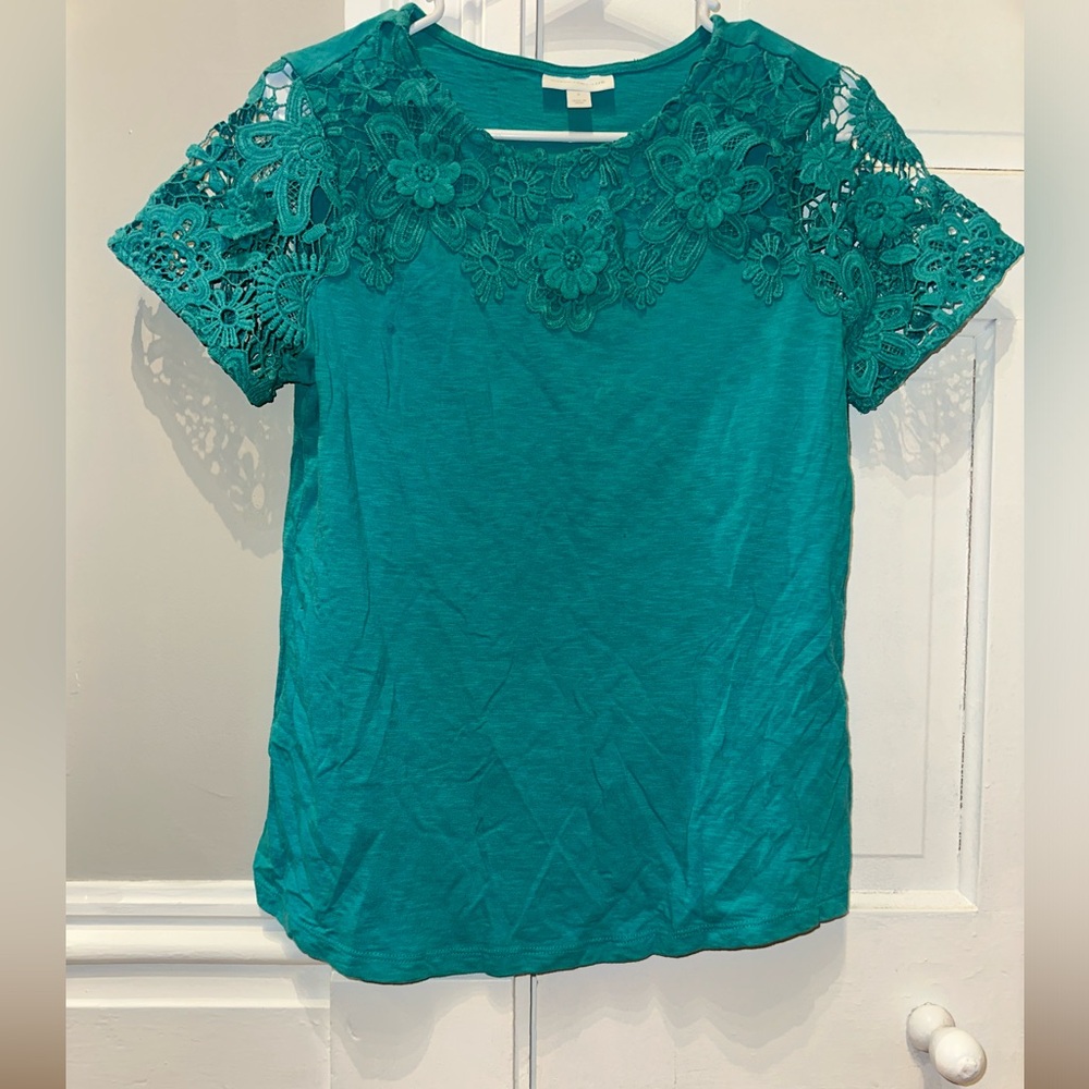 Charter Club Teal Short Sleeve Top with Floral Lace Yoke